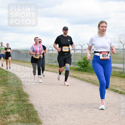 14.09.2025 - Airport Race Dr. Thomas Lammeyer http://msf.ph/oto/8880399 14.09.2025 12:30:43 Laufen 1081, 1417, 854 meine-sportfotos.de