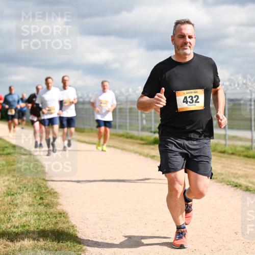 14.09.2025 - Airport Race Dr. Thomas Lammeyer http://msf.ph/oto/8880546 14.09.2025 12:31:00 Laufen 432 meine-sportfotos.de