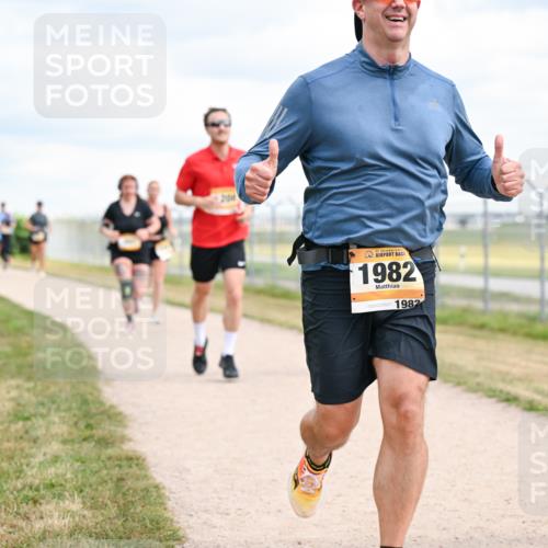 14.09.2025 - Airport Race Dr. Thomas Lammeyer http://msf.ph/oto/8880629 14.09.2025 12:31:08 Laufen 1982, 1982, 1959 meine-sportfotos.de
