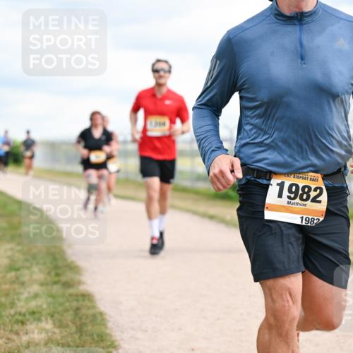 14.09.2025 - Airport Race Dr. Thomas Lammeyer http://msf.ph/oto/8880632 14.09.2025 12:31:09 Laufen 1982, 1982 meine-sportfotos.de