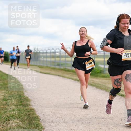 14.09.2025 - Airport Race Dr. Thomas Lammeyer http://msf.ph/oto/8880667 14.09.2025 12:31:12 Laufen 4207, 420, 497 meine-sportfotos.de