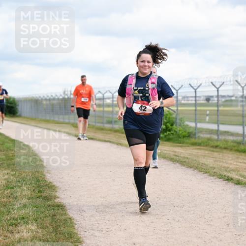 14.09.2025 - Airport Race Dr. Thomas Lammeyer http://msf.ph/oto/8880761 14.09.2025 12:31:26 Laufen 42 meine-sportfotos.de