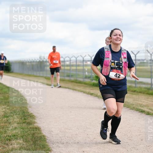 14.09.2025 - Airport Race Dr. Thomas Lammeyer http://msf.ph/oto/8880766 14.09.2025 12:31:26 Laufen 42 meine-sportfotos.de