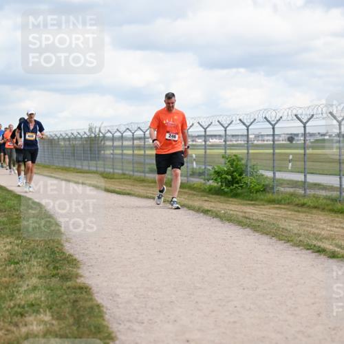 14.09.2025 - Airport Race Dr. Thomas Lammeyer http://msf.ph/oto/8880787 14.09.2025 12:31:29 Laufen 246, 486 meine-sportfotos.de