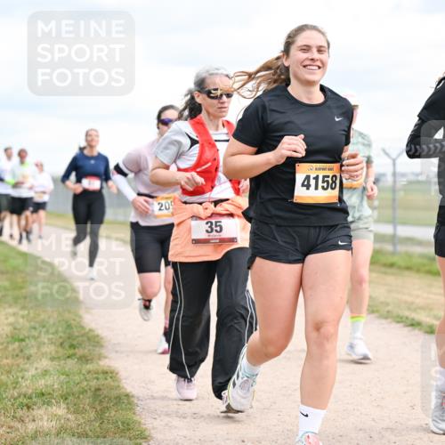 14.09.2025 - Airport Race Dr. Thomas Lammeyer http://msf.ph/oto/8880883 14.09.2025 12:31:44 Laufen 209, 35, 4158, 4159 meine-sportfotos.de