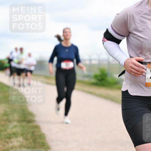 14.09.2025 - Airport Race Dr. Thomas Lammeyer http://msf.ph/oto/8880900 14.09.2025 12:31:47 Laufen 42, 2097 meine-sportfotos.de