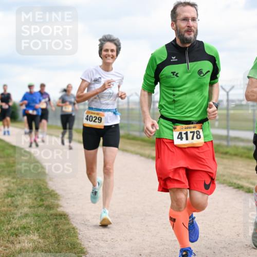 14.09.2025 - Airport Race Dr. Thomas Lammeyer http://msf.ph/oto/8880981 14.09.2025 12:31:59 Laufen 4179, 4029, 4178, 32 meine-sportfotos.de