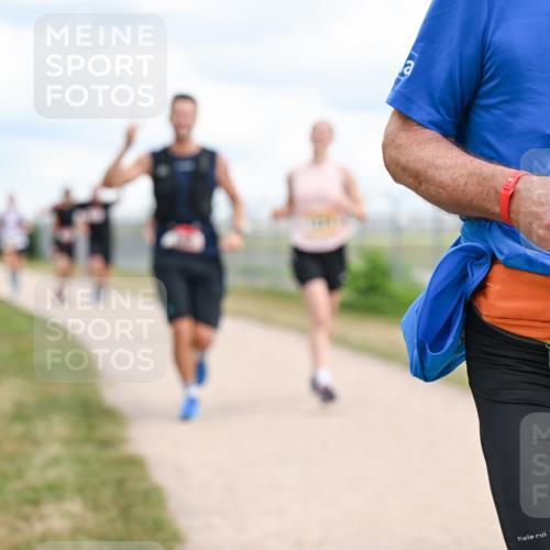 14.09.2025 - Airport Race Dr. Thomas Lammeyer http://msf.ph/oto/8881032 14.09.2025 12:32:06 Laufen 33, 49 meine-sportfotos.de
