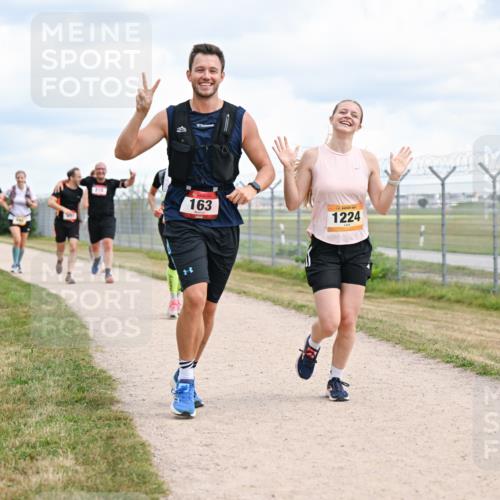 14.09.2025 - Airport Race Dr. Thomas Lammeyer http://msf.ph/oto/8881035 14.09.2025 12:32:06 Laufen 215, 163, 1224 meine-sportfotos.de