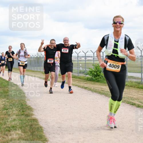 14.09.2025 - Airport Race Dr. Thomas Lammeyer http://msf.ph/oto/8881058 14.09.2025 12:32:09 Laufen 4204, 182, 936, 897, 580, 215, 4009 meine-sportfotos.de