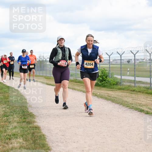 14.09.2025 - Airport Race Dr. Thomas Lammeyer http://msf.ph/oto/8881121 14.09.2025 12:32:17 Laufen 1214, 839, 4204 meine-sportfotos.de