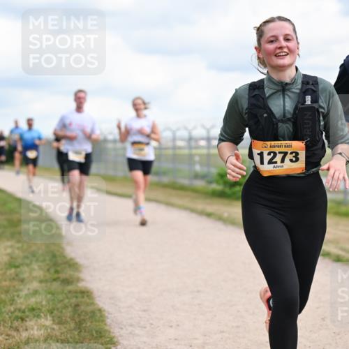 14.09.2025 - Airport Race Dr. Thomas Lammeyer http://msf.ph/oto/8881196 14.09.2025 12:32:26 Laufen 42, 1273, 1577 meine-sportfotos.de