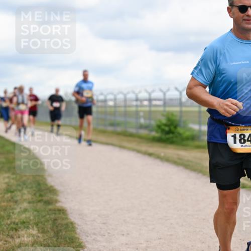 14.09.2025 - Airport Race Dr. Thomas Lammeyer http://msf.ph/oto/8881255 14.09.2025 12:32:33 Laufen 1848 meine-sportfotos.de