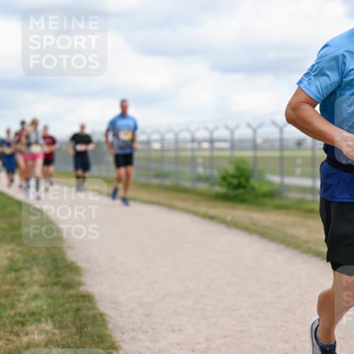 14.09.2025 - Airport Race Dr. Thomas Lammeyer http://msf.ph/oto/8881256 14.09.2025 12:32:33 Laufen 20, 1848 meine-sportfotos.de
