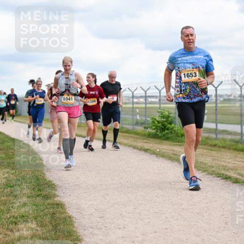 14.09.2025 - Airport Race Dr. Thomas Lammeyer http://msf.ph/oto/8881272 14.09.2025 12:32:37 Laufen 1595, 1041, 2025, 1206, 1653 meine-sportfotos.de