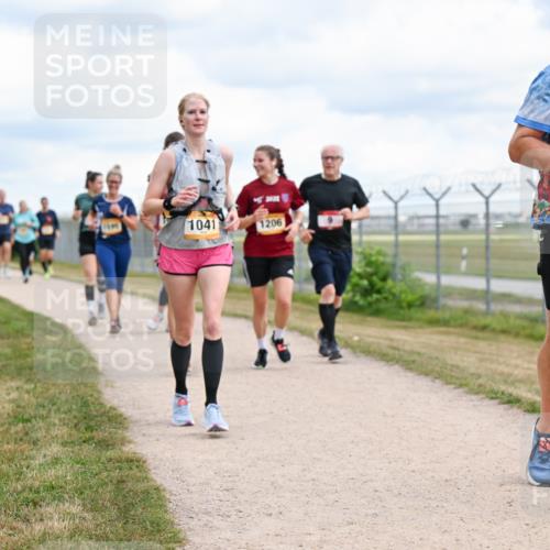 14.09.2025 - Airport Race Dr. Thomas Lammeyer http://msf.ph/oto/8881282 14.09.2025 12:32:38 Laufen 1041, 1206, 1953 meine-sportfotos.de