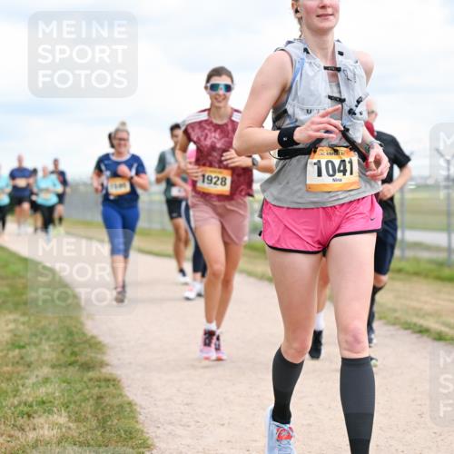 14.09.2025 - Airport Race Dr. Thomas Lammeyer http://msf.ph/oto/8881296 14.09.2025 12:32:40 Laufen 1928, 1041 meine-sportfotos.de