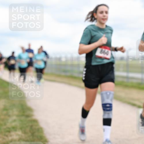 14.09.2025 - Airport Race Dr. Thomas Lammeyer http://msf.ph/oto/8881330 14.09.2025 12:32:44 Laufen 099 meine-sportfotos.de