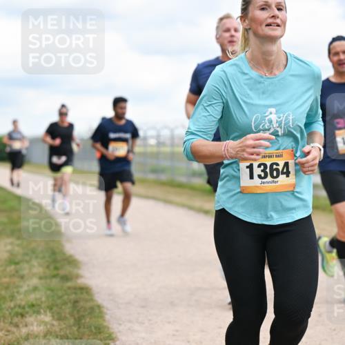 14.09.2025 - Airport Race Dr. Thomas Lammeyer http://msf.ph/oto/8881351 14.09.2025 12:32:49 Laufen 1364, 1221 meine-sportfotos.de