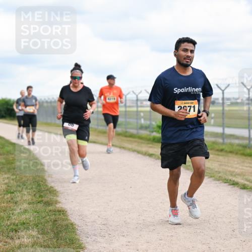 14.09.2025 - Airport Race Dr. Thomas Lammeyer http://msf.ph/oto/8881365 14.09.2025 12:32:51 Laufen 06, 4215, 2971 meine-sportfotos.de