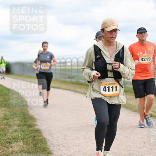 14.09.2025 - Airport Race Dr. Thomas Lammeyer http://msf.ph/oto/8881393 14.09.2025 12:32:54 Laufen 107, 4111, 4219 meine-sportfotos.de