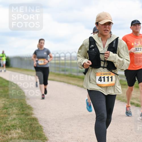 14.09.2025 - Airport Race Dr. Thomas Lammeyer http://msf.ph/oto/8881395 14.09.2025 12:32:54 Laufen 4111, 1219 meine-sportfotos.de