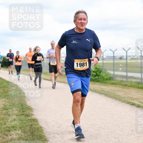 14.09.2025 - Airport Race Dr. Thomas Lammeyer http://msf.ph/oto/8881459 14.09.2025 12:33:06 Laufen 616, 1981 meine-sportfotos.de