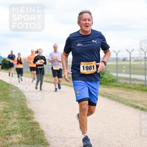 14.09.2025 - Airport Race Dr. Thomas Lammeyer http://msf.ph/oto/8881460 14.09.2025 12:33:06 Laufen 1981 meine-sportfotos.de