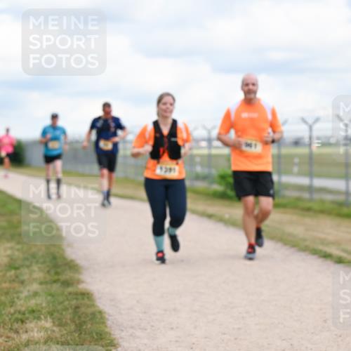 14.09.2025 - Airport Race Dr. Thomas Lammeyer http://msf.ph/oto/8881498 14.09.2025 12:33:11 Laufen 1301 meine-sportfotos.de