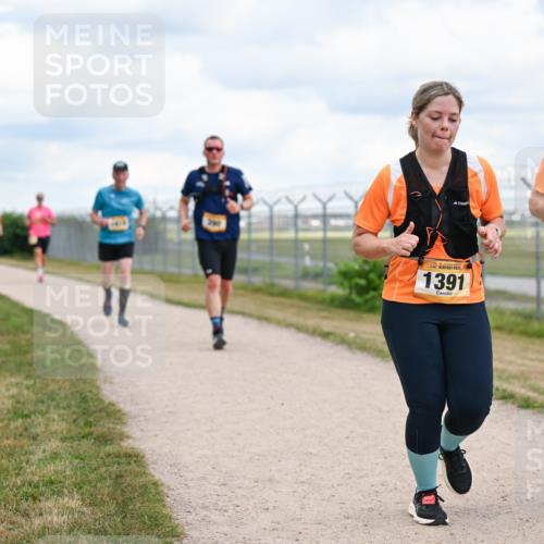14.09.2025 - Airport Race Dr. Thomas Lammeyer http://msf.ph/oto/8881510 14.09.2025 12:33:13 Laufen 3180, 961, 1391 meine-sportfotos.de