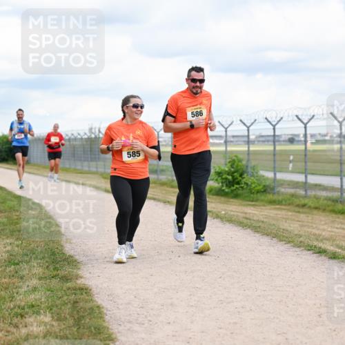 14.09.2025 - Airport Race Dr. Thomas Lammeyer http://msf.ph/oto/8881620 14.09.2025 12:33:33 Laufen 585, 586 meine-sportfotos.de