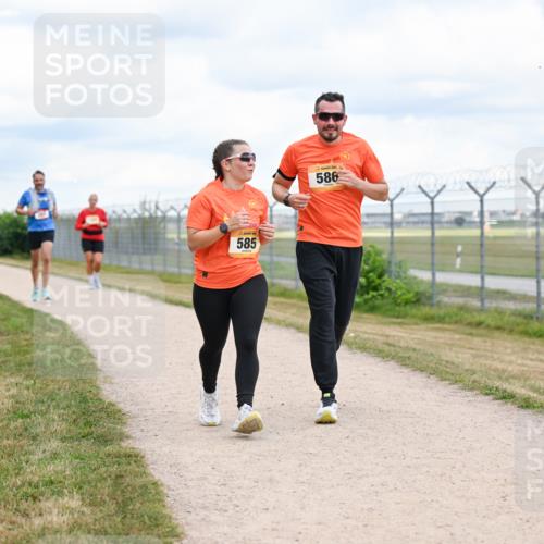 14.09.2025 - Airport Race Dr. Thomas Lammeyer http://msf.ph/oto/8881625 14.09.2025 12:33:33 Laufen 585, 586 meine-sportfotos.de