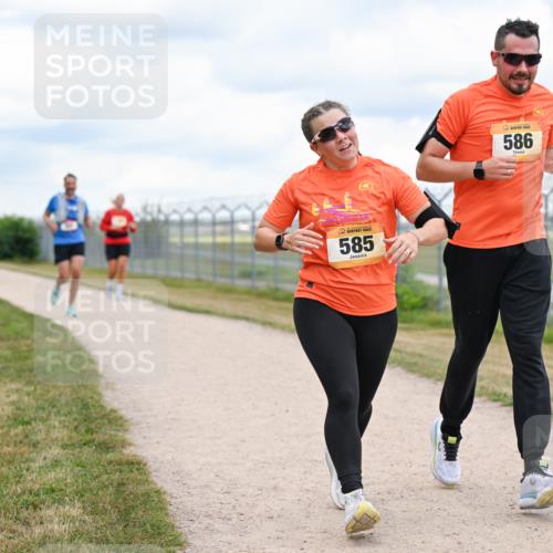 14.09.2025 - Airport Race Dr. Thomas Lammeyer http://msf.ph/oto/8881636 14.09.2025 12:33:34 Laufen 585, 586 meine-sportfotos.de