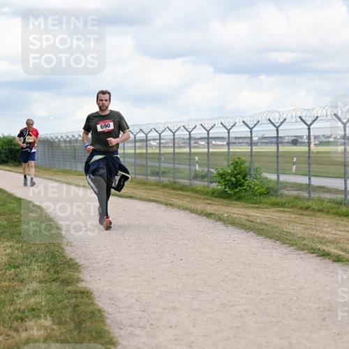 14.09.2025 - Airport Race Dr. Thomas Lammeyer http://msf.ph/oto/8881675 14.09.2025 12:33:42 Laufen 4214, 690, 1669 meine-sportfotos.de