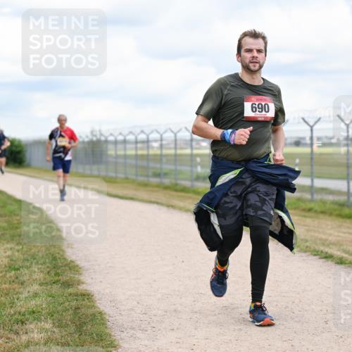 14.09.2025 - Airport Race Dr. Thomas Lammeyer http://msf.ph/oto/8881698 14.09.2025 12:33:45 Laufen 690 meine-sportfotos.de