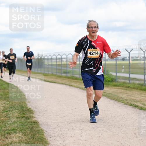 14.09.2025 - Airport Race Dr. Thomas Lammeyer http://msf.ph/oto/8881722 14.09.2025 12:33:51 Laufen 1846, 1846, 4214 meine-sportfotos.de