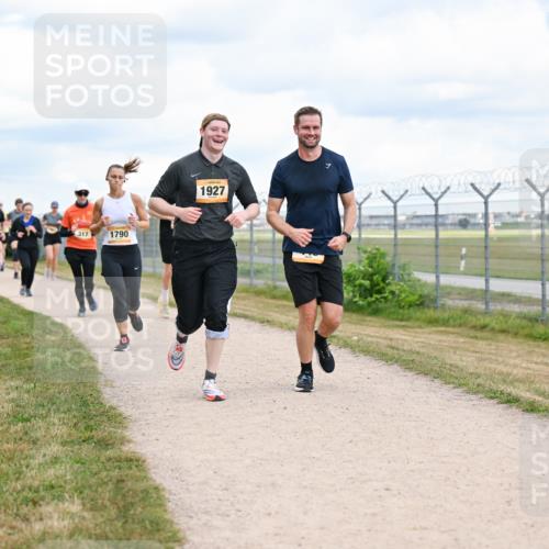 14.09.2025 - Airport Race Dr. Thomas Lammeyer http://msf.ph/oto/8881737 14.09.2025 12:33:55 Laufen 317, 1790, 1927 meine-sportfotos.de