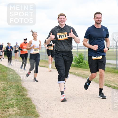 14.09.2025 - Airport Race Dr. Thomas Lammeyer http://msf.ph/oto/8881747 14.09.2025 12:33:56 Laufen 1790, 4212, 1927 meine-sportfotos.de