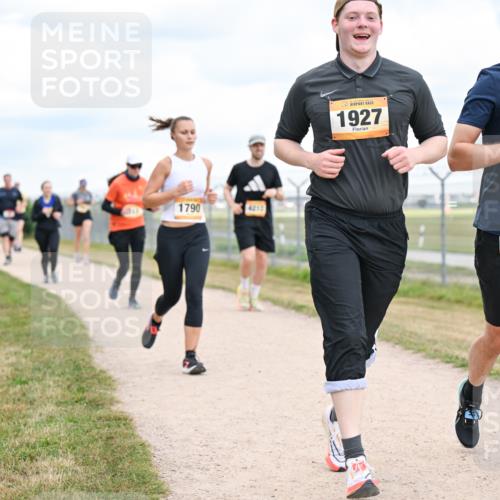 14.09.2025 - Airport Race Dr. Thomas Lammeyer http://msf.ph/oto/8881754 14.09.2025 12:33:57 Laufen 1790, 4212, 1927 meine-sportfotos.de