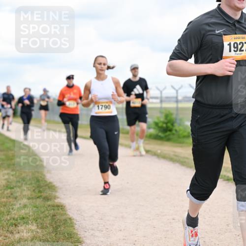 14.09.2025 - Airport Race Dr. Thomas Lammeyer http://msf.ph/oto/8881758 14.09.2025 12:33:58 Laufen 1790, 1927 meine-sportfotos.de