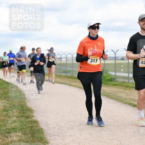 14.09.2025 - Airport Race Dr. Thomas Lammeyer http://msf.ph/oto/8881786 14.09.2025 12:34:01 Laufen 317, 4212 meine-sportfotos.de