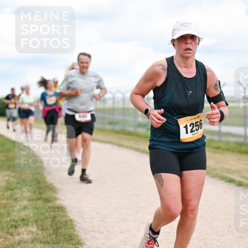 14.09.2025 - Airport Race Dr. Thomas Lammeyer http://msf.ph/oto/8881886 14.09.2025 12:34:12 Laufen 1256 meine-sportfotos.de
