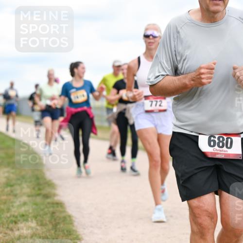 14.09.2025 - Airport Race Dr. Thomas Lammeyer http://msf.ph/oto/8881909 14.09.2025 12:34:14 Laufen 772, 680 meine-sportfotos.de