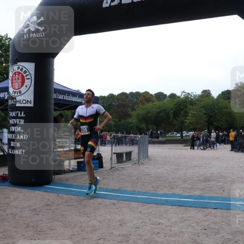 14.09.2025 - Stadtparktriathlon Strokosch-Dieckow http://msf.ph/oto/8882032 14.09.2025 09:40:35 Ziel 330 meine-sportfotos.de