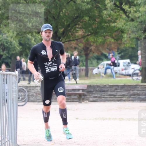 14.09.2025 - Stadtparktriathlon Strokosch-Dieckow http://msf.ph/oto/8882038 14.09.2025 09:41:03 Ziel 355 meine-sportfotos.de