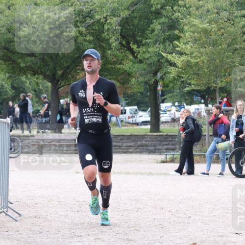 14.09.2025 - Stadtparktriathlon Strokosch-Dieckow http://msf.ph/oto/8882040 14.09.2025 09:41:04 Ziel 355 meine-sportfotos.de