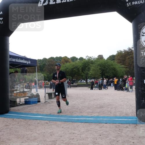 14.09.2025 - Stadtparktriathlon Strokosch-Dieckow http://msf.ph/oto/8882050 14.09.2025 09:41:06 Ziel 355 meine-sportfotos.de