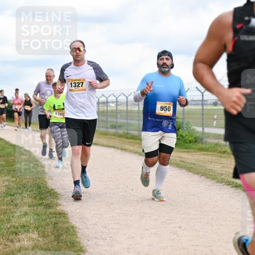 14.09.2025 - Airport Race Dr. Thomas Lammeyer http://msf.ph/oto/8882075 14.09.2025 12:34:33 Laufen 1769, 1327, 950, 2041 meine-sportfotos.de