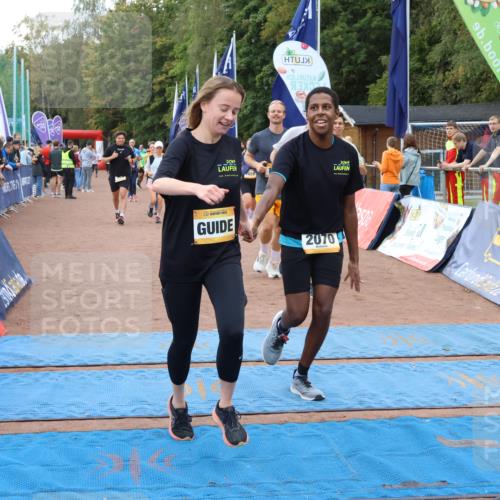 14.09.2025 - Airport Race Strokosch-Dieckow http://msf.ph/oto/8882081 14.09.2025 12:43:47 Ziel 25, 54, 407, 513, 989, 1017, 1067, 1334, 1459, 1550, 1633, 1954, 2070, 2095 meine-sportfotos.de