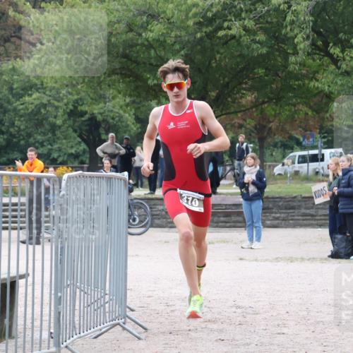 14.09.2025 - Stadtparktriathlon Strokosch-Dieckow http://msf.ph/oto/8882108 14.09.2025 09:43:25 Ziel 307, 310, 351 meine-sportfotos.de